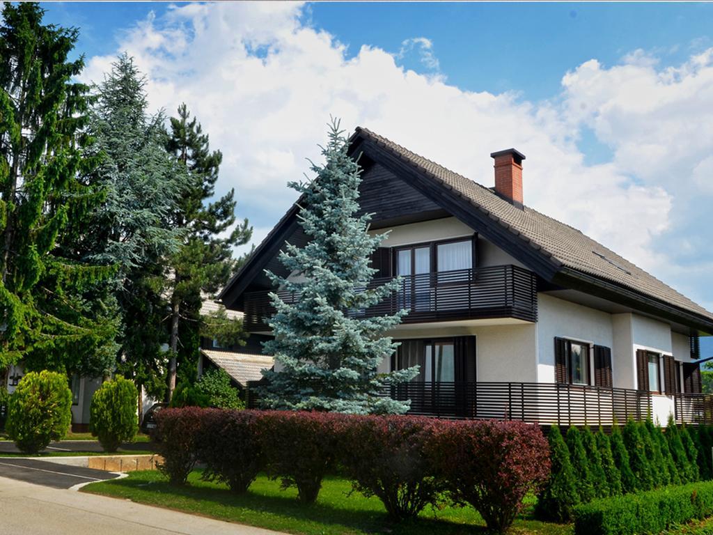 Apartment Galerija Radovljica Szoba fotó